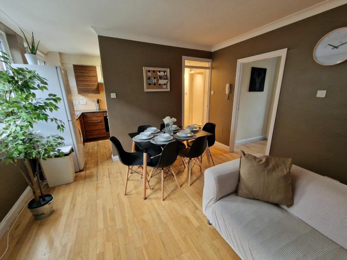 לונדון 3 Bedrooms Flat Near Russell Square מראה חיצוני תמונה